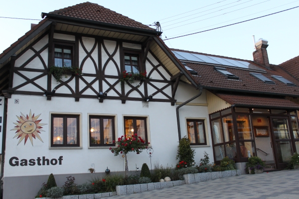 Hotel Gasthof zur Sonne (Röfingen)